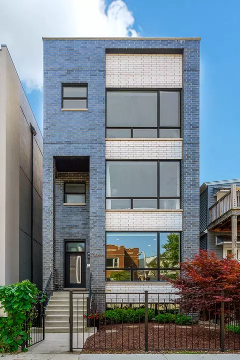 3051 W Lyndale St #1, Chicago, IL 60647