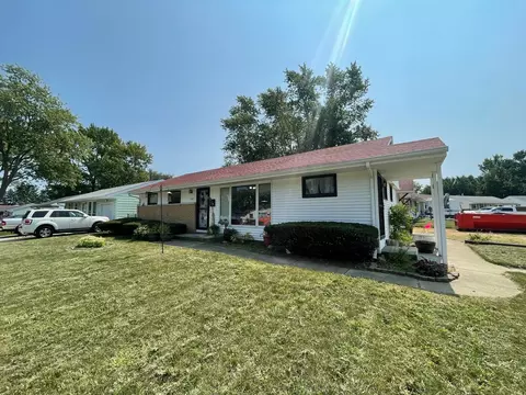 1500 Harper Dr, Rantoul, IL 61866 photo 3