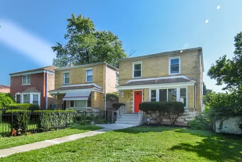 10621 S Eberhart Ave, Chicago, IL 60628
