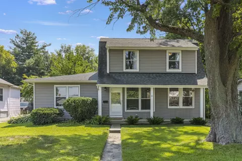 31 W Harding Rd, Lombard, IL 60148