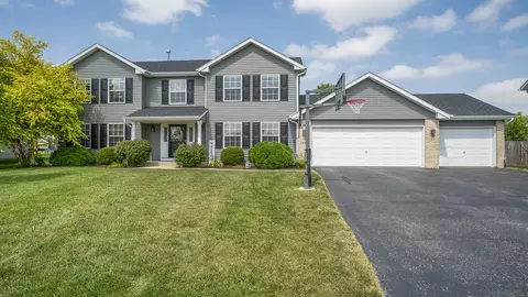 1932 Prestwold Pl, Machesney Park, IL 61115