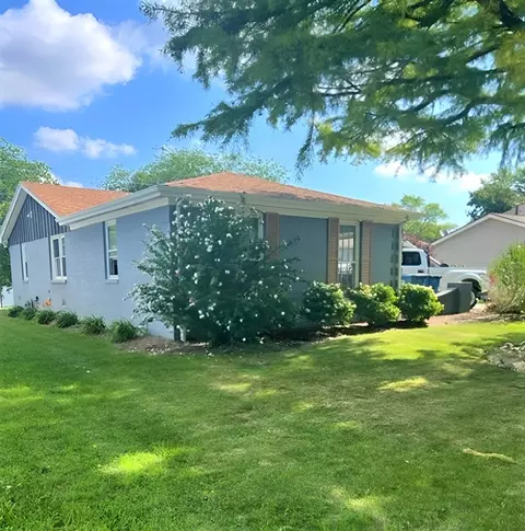 2095 Grace St, Kankakee, IL 60901 photo 2