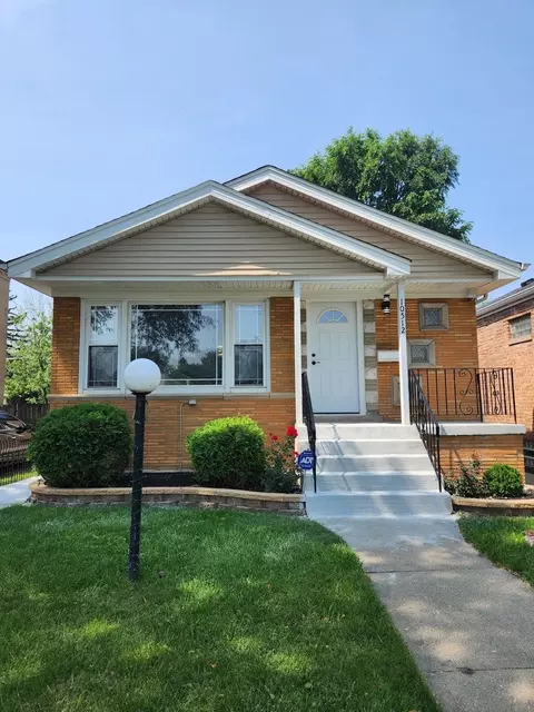 10512 S Prairie Ave, Chicago, IL 60628