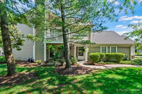 855 Spring Creek Ct, Elk Grove Village, IL 60007