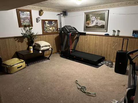 2080 Harvard Ln, Elgin, IL 60123 photo 9