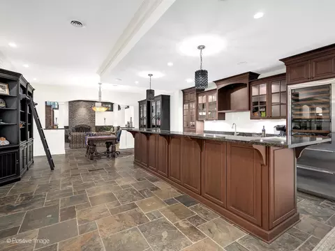 516 Ridgemoor Dr, Willowbrook, IL 60527 photo 24