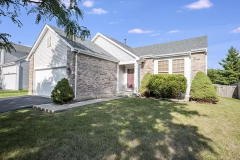 861 Rebecca Ln, Bolingbrook, IL 60440