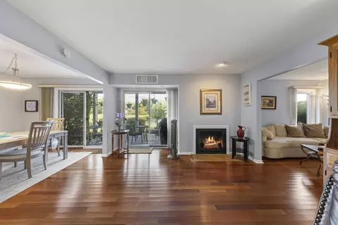 1460 Stonebridge Trl #1-2, Wheaton, IL 60189 photo 13