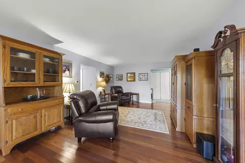 1460 Stonebridge Trl #1-2, Wheaton, IL 60189 photo 8