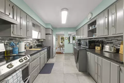 1460 Stonebridge Trl #1-2, Wheaton, IL 60189 photo 11