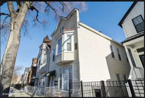 3035 N Gresham Ave, Chicago, IL 60618 photo 1