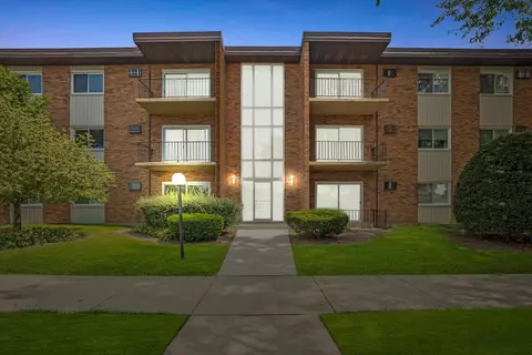 9721 S Keeler Ave #103, Oak Lawn, IL 60453