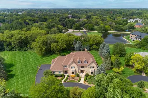 12 Bridlewood Trl, South Barrington, IL 60010