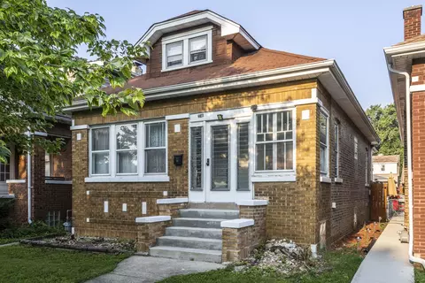 2746 Euclid Ave, Berwyn, IL 60402