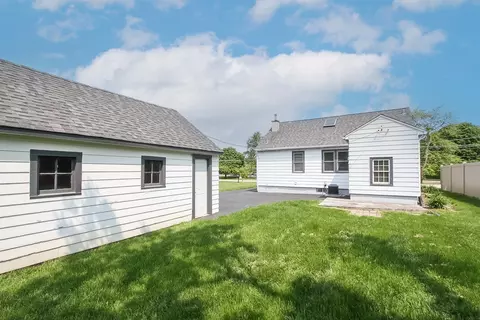 427 W Railroad Ave, Bartlett, IL 60103 photo 31