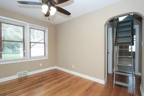 427 W Railroad Ave, Bartlett, IL 60103 photo 18