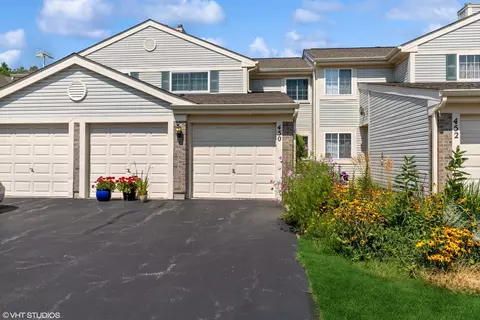 450 E Fawn Ln, Palatine, IL 60074