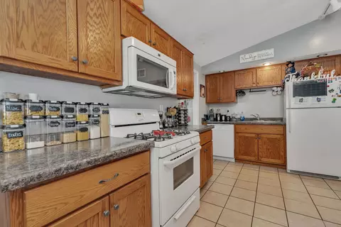 917 Douglas St, Morris, IL 60450 photo 7