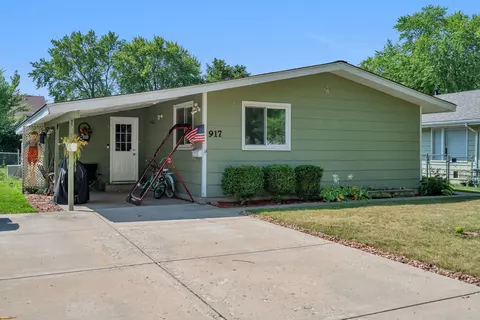 917 Douglas St, Morris, IL 60450