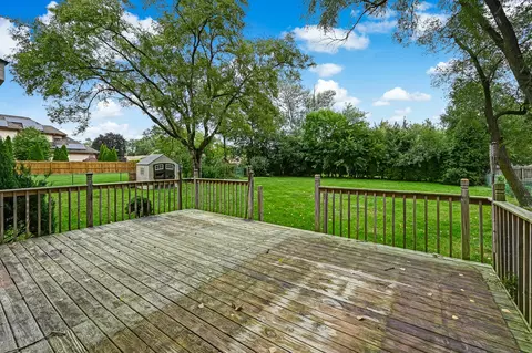 8817 Oneill Dr, Burr Ridge, IL 60527 photo 25