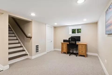 1258 E Prairie Ave, Des Plaines, IL 60016 photo 23