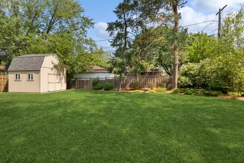 1258 E Prairie Ave, Des Plaines, IL 60016 photo 28