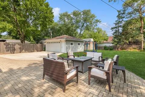 1258 E Prairie Ave, Des Plaines, IL 60016 photo 26