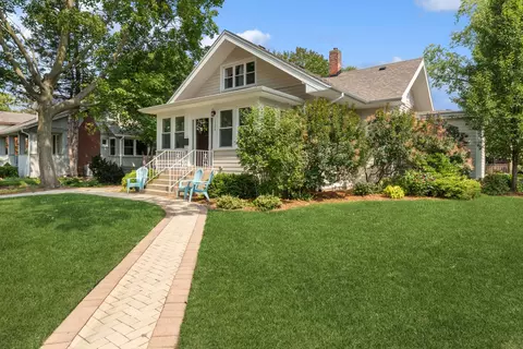 1258 E Prairie Ave, Des Plaines, IL 60016 photo 3