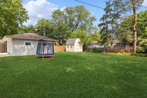 1258 E Prairie Ave, Des Plaines, IL 60016 photo 27
