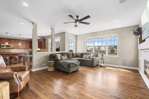 3024 Cranston Ave, Elgin, IL 60124 photo 7