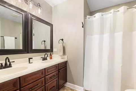 3024 Cranston Ave, Elgin, IL 60124 photo 24