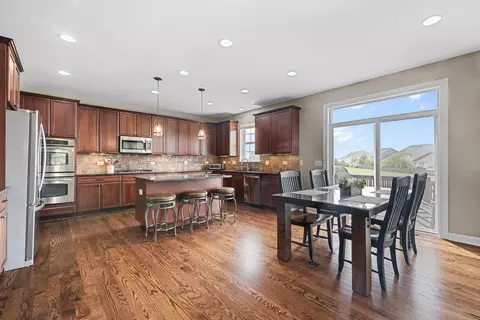 3024 Cranston Ave, Elgin, IL 60124 photo 4