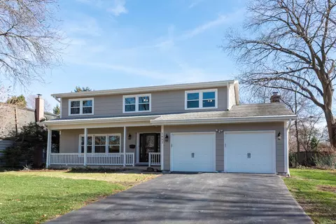1652 Killdeer Dr, Naperville, IL 60565 photo 2