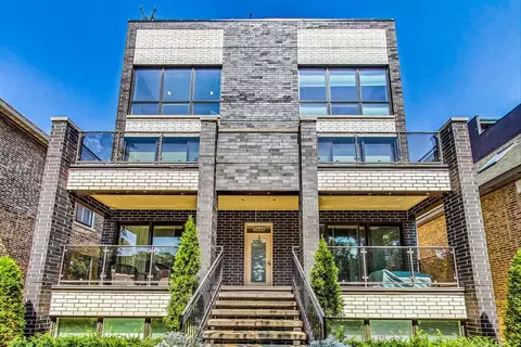 2448 W Thomas St #3W, Chicago, IL 60622