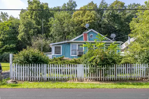 35 W453 Riverside Dr, Saint Charles, IL 60174