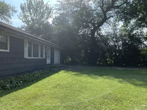 539 63rd St, Willowbrook, IL 60527 photo 2