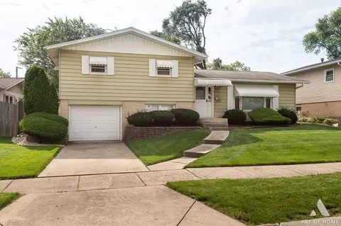 6127 Rob Roy Dr, Oak Forest, IL 60452