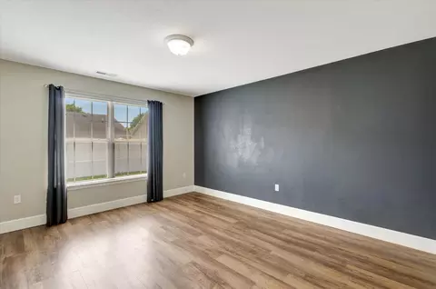 609 Bardeen Ln, Champaign, IL 61822 photo 15