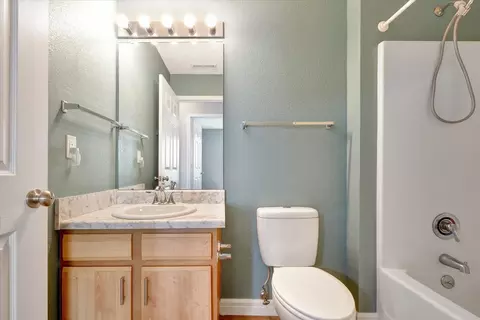 609 Bardeen Ln, Champaign, IL 61822 photo 21