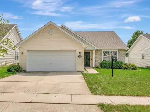 609 Bardeen Ln, Champaign, IL 61822 photo 1