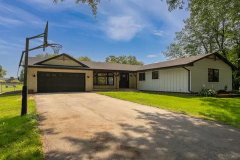 16053 Rankin Dr, Lockport, IL 60441