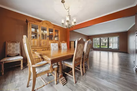 848 Willowbrook Dr, Wheeling, IL 60090 photo 4