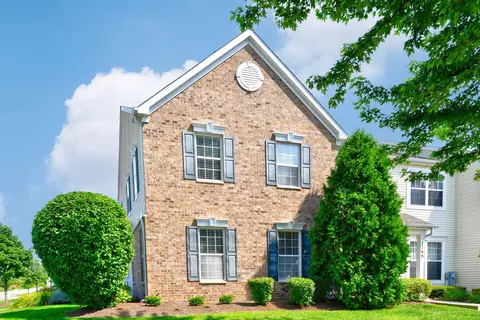 1774 Sebastian Rd, Woodstock, IL 60098
