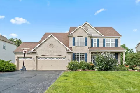 2813 Berman Rd, North Aurora, IL 60542