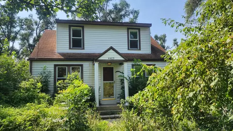 4405 E Wonder Lake Dr, Wonder Lake, IL 60097