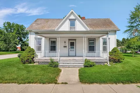 102 E 4th St, Homer, IL 61849