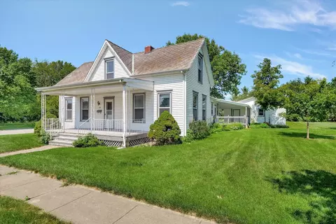 102 E 4th St, Homer, IL 61849 photo 2