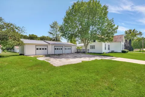 102 E 4th St, Homer, IL 61849 photo 4
