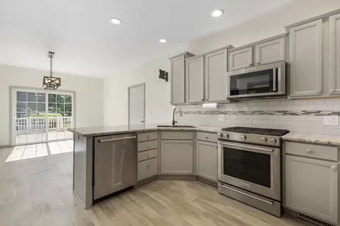 10995 Pheasant Run Ln, Roscoe, IL 61073 photo 8