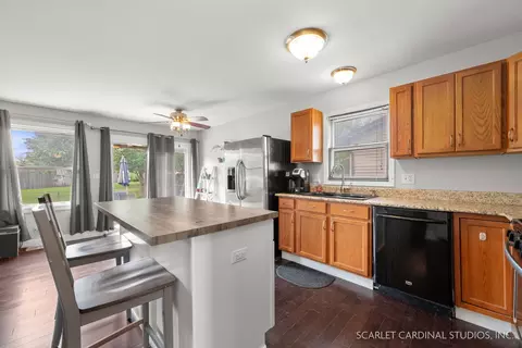2535 Brook Ln, Aurora, IL 60504 photo 7